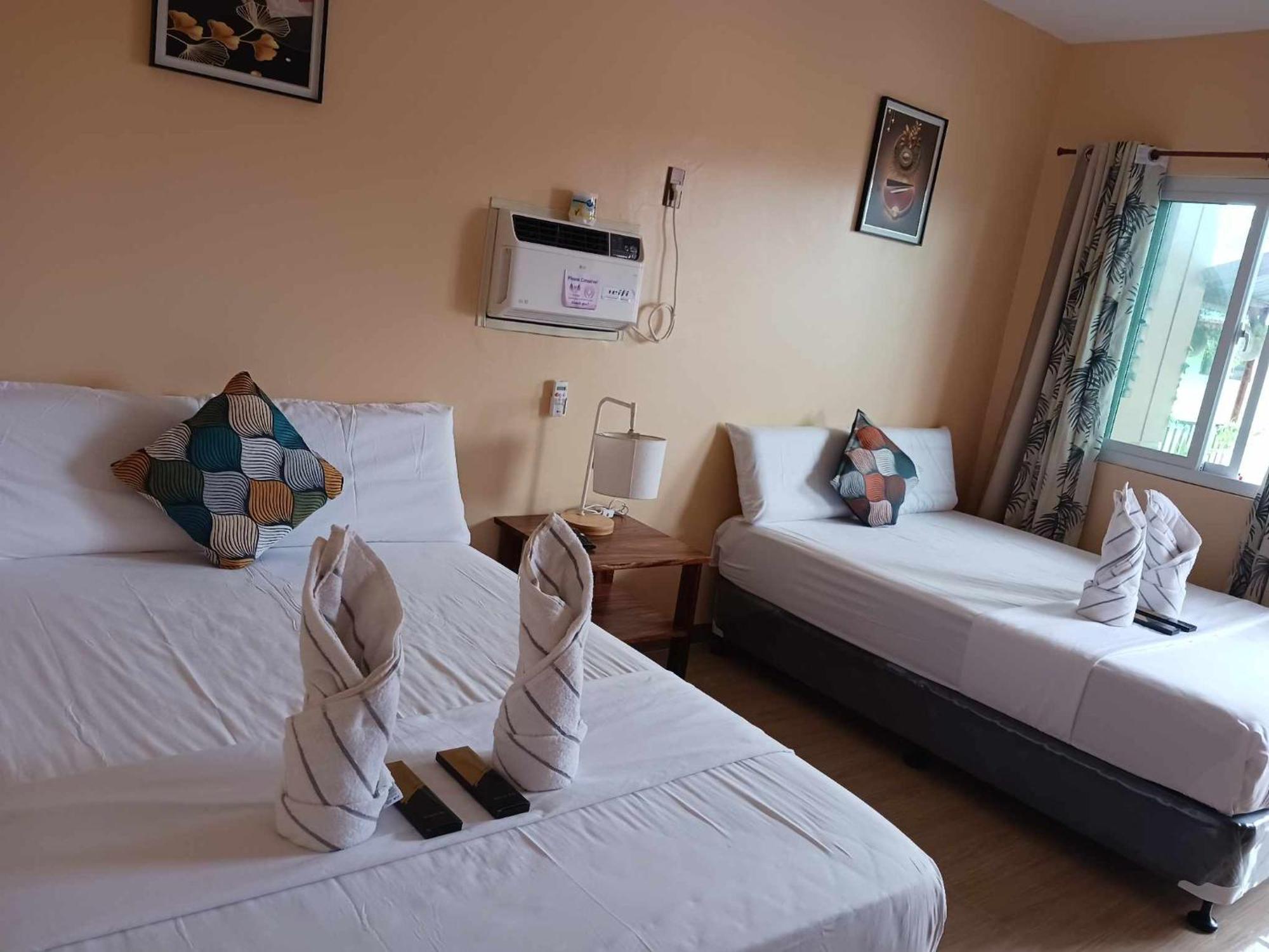 Dreamstay Hostel Moalboal Bagian luar foto