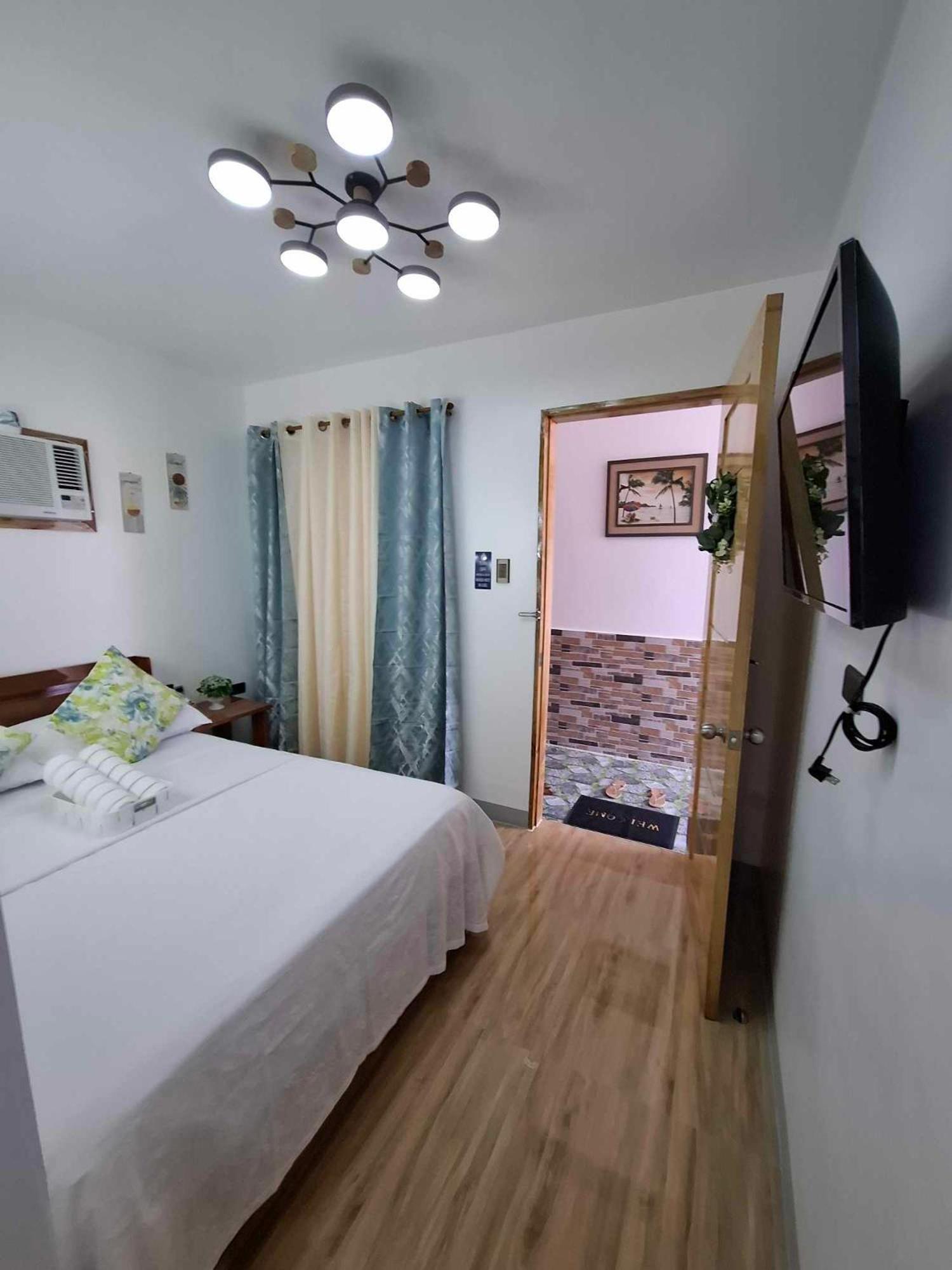 Dreamstay Hostel Moalboal Bagian luar foto