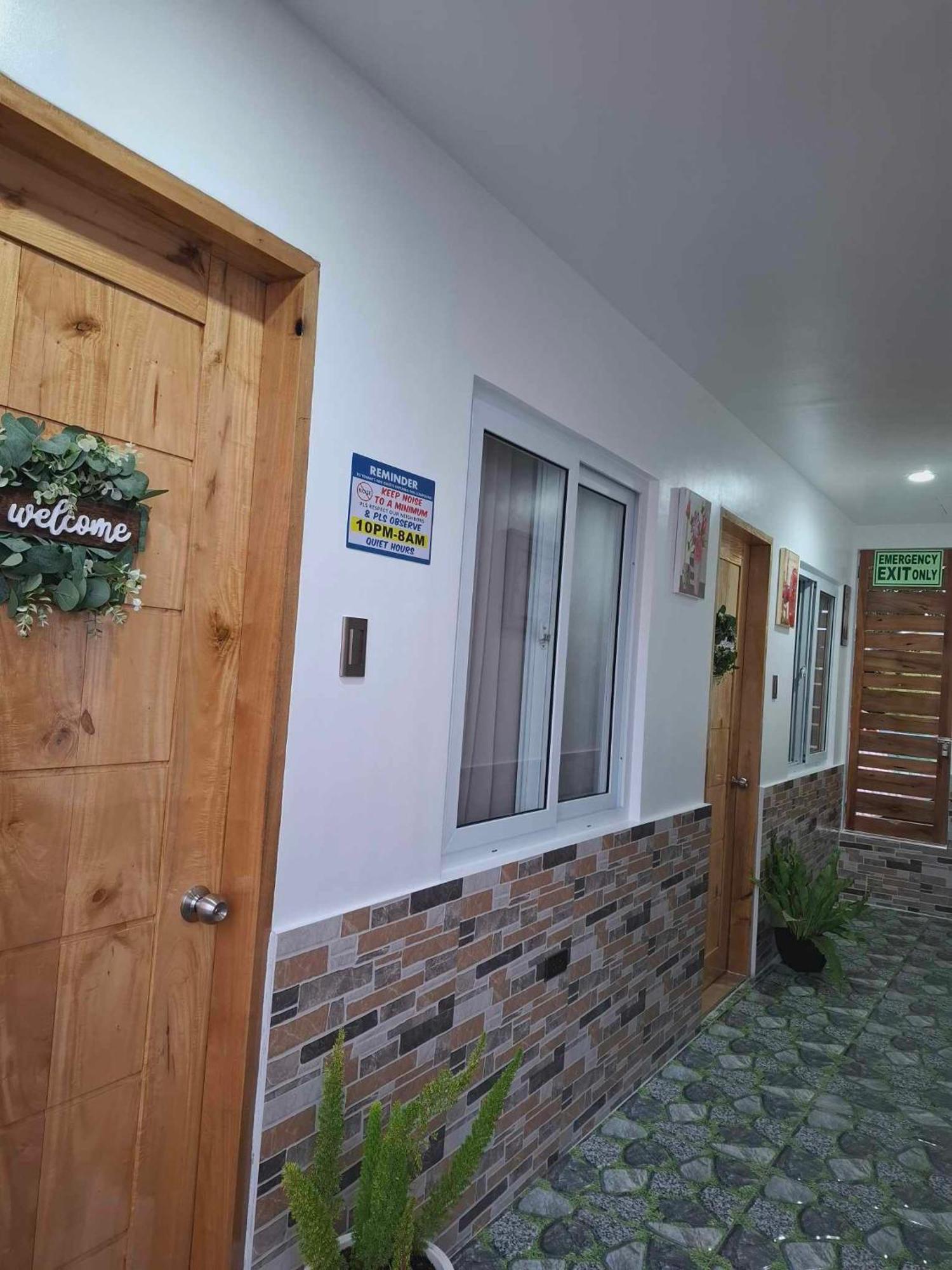 Dreamstay Hostel Moalboal Bagian luar foto