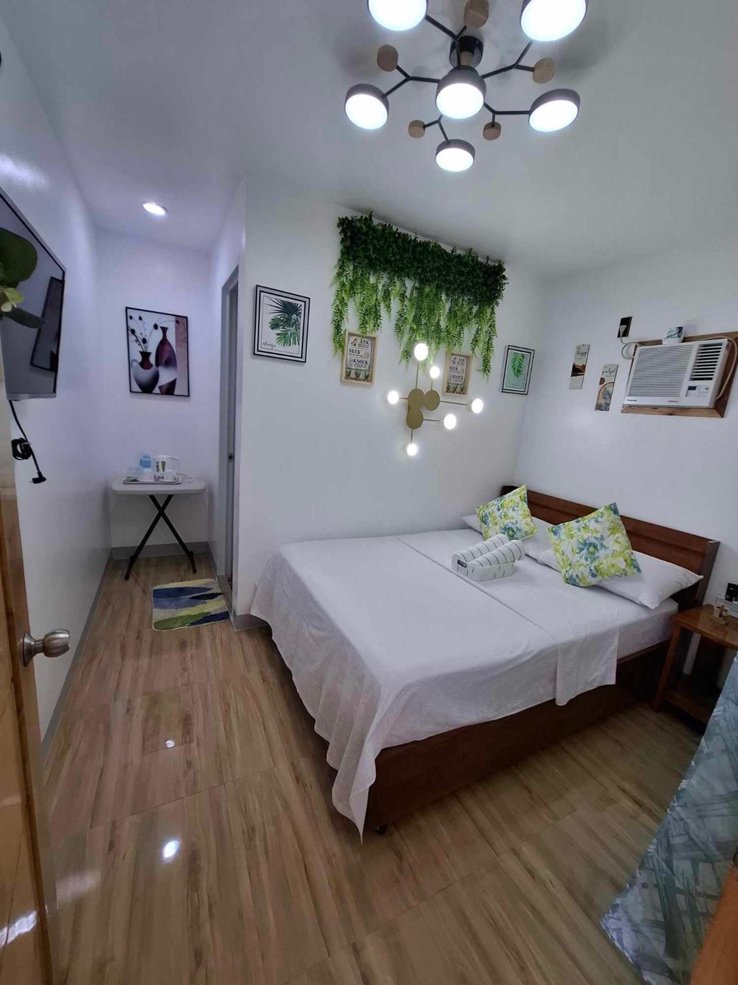 Dreamstay Hostel Moalboal Bagian luar foto